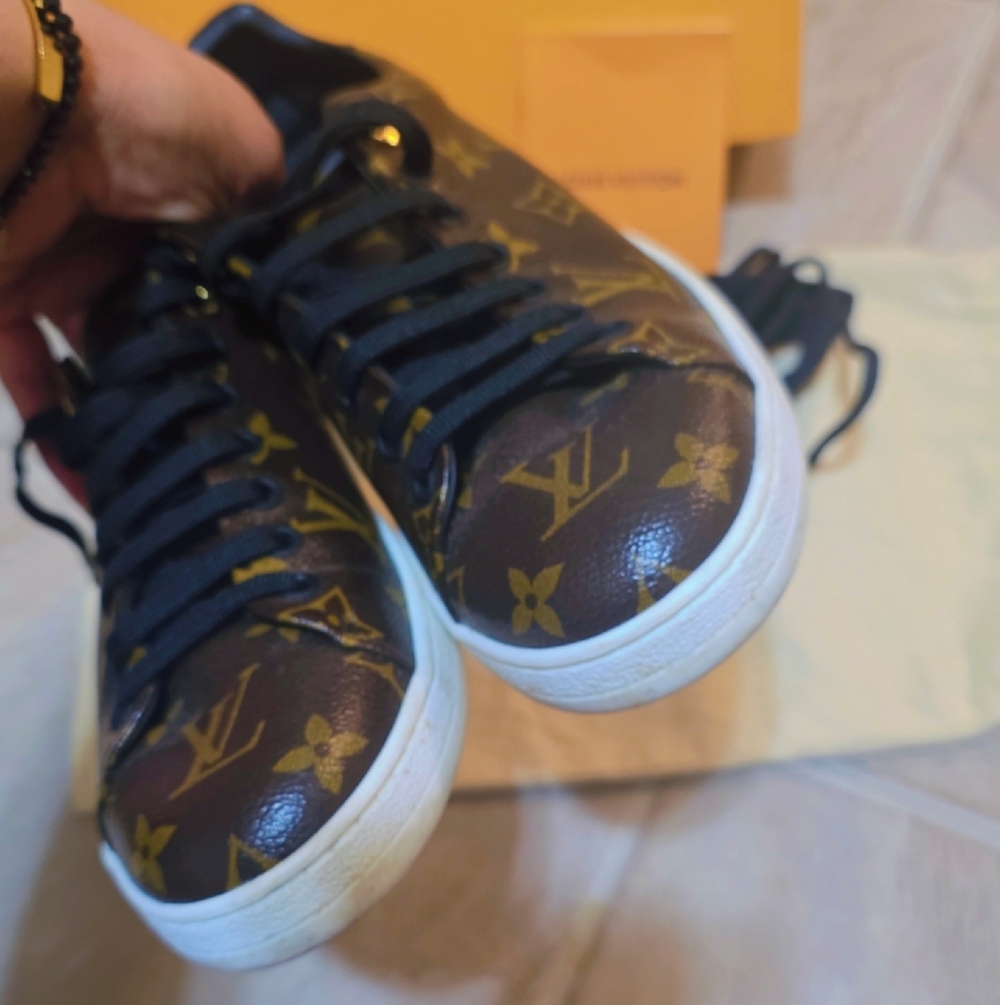 Louis Vuitton Patent Monogram Frontrow Sneakers MS1220 Size 39 Black Brown Gold - Picture 8 of 10
